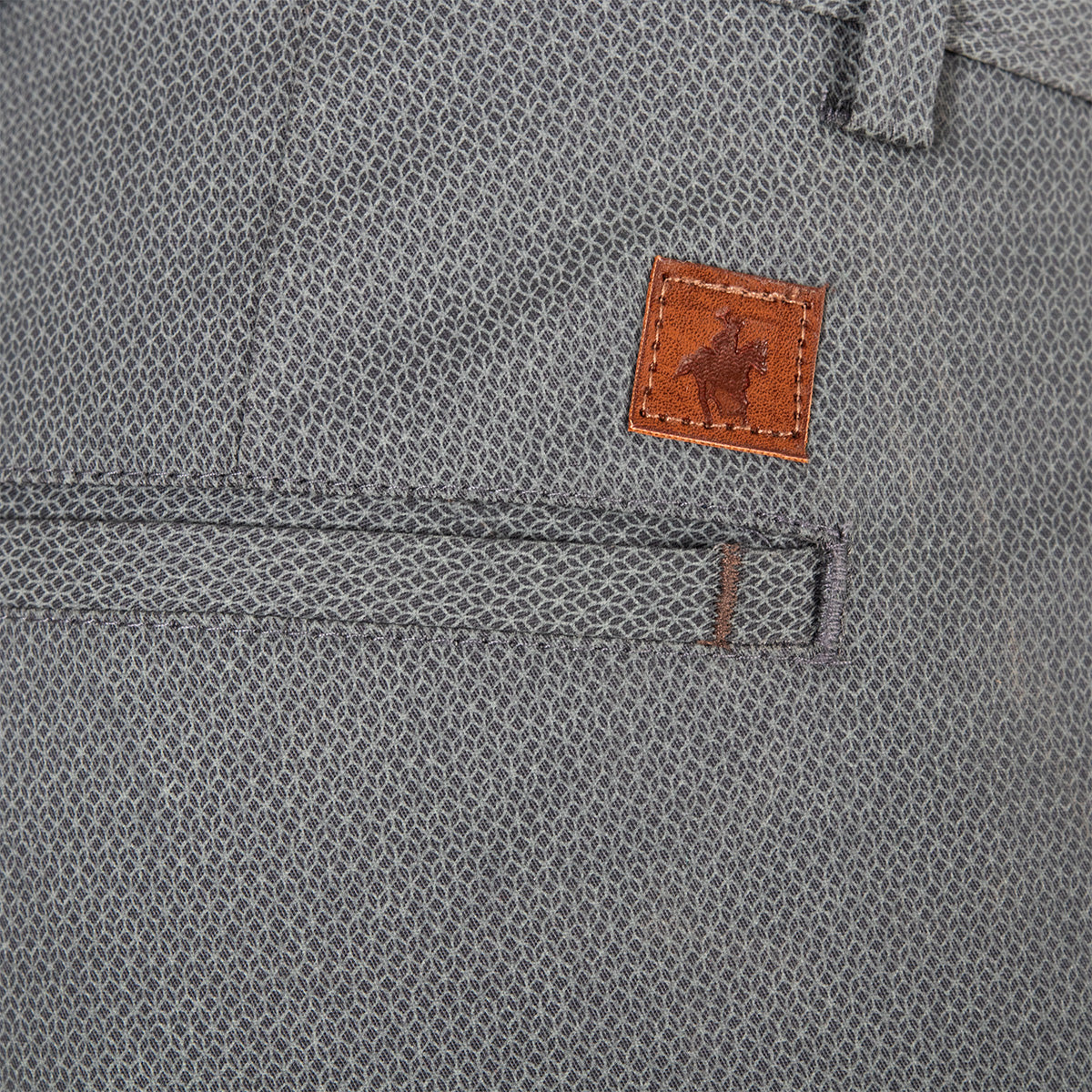 Pantalón Gabardina Print Modern Fit Gris